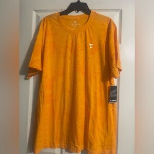 NWT Men’s Tropical Print University of Tennessee T-Shirt